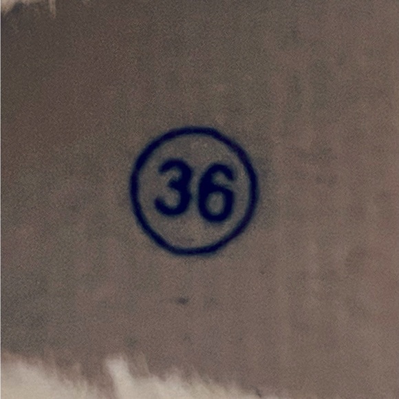 šwomenās Oxdans pink fur lined sneakers. - Picture 7 of 9